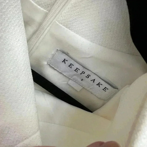 Keepsake Cream Ivory White Romper With Sash S - Picture 11 of 11